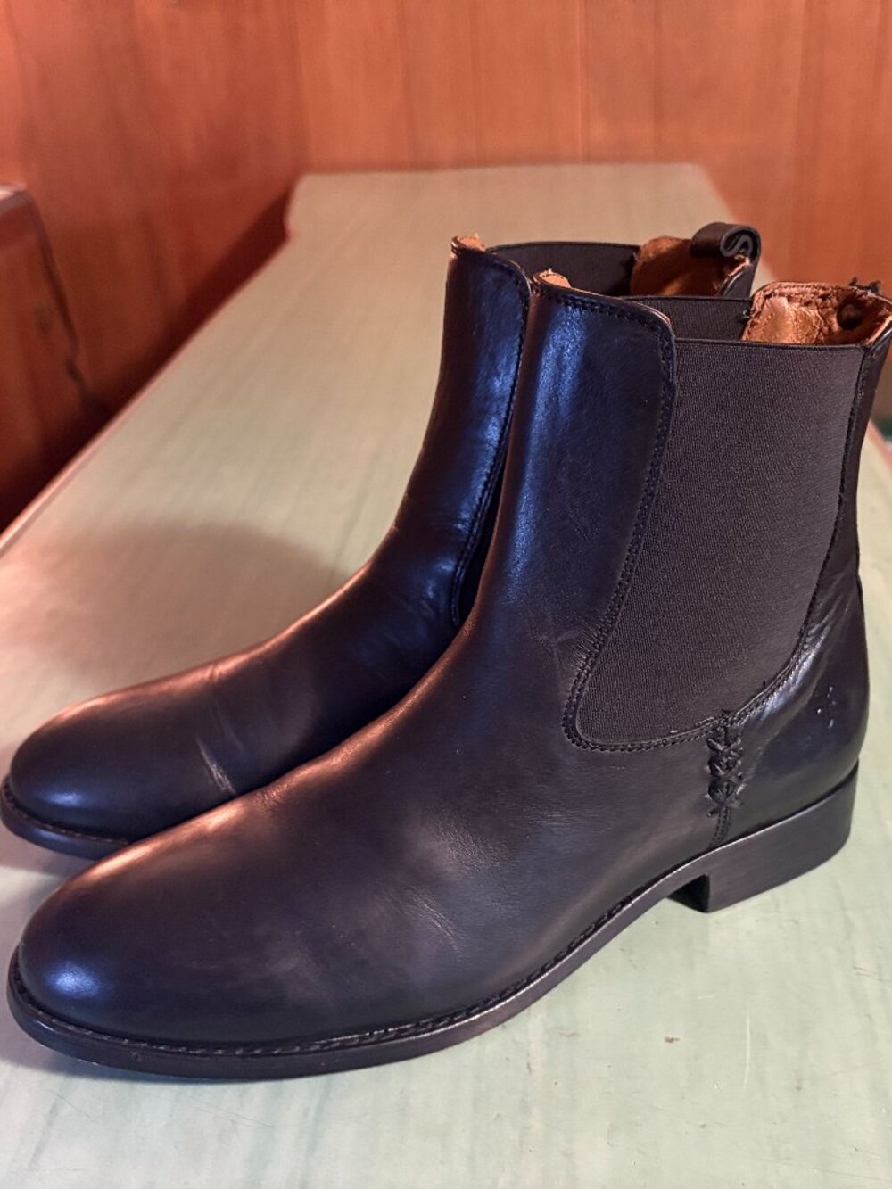 Womens Frye Phoebe Black Chelsea Boots Size 8.5 B